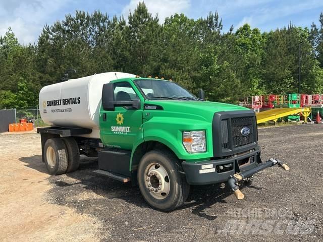 Ford F-650 Tovornjaki za vodo