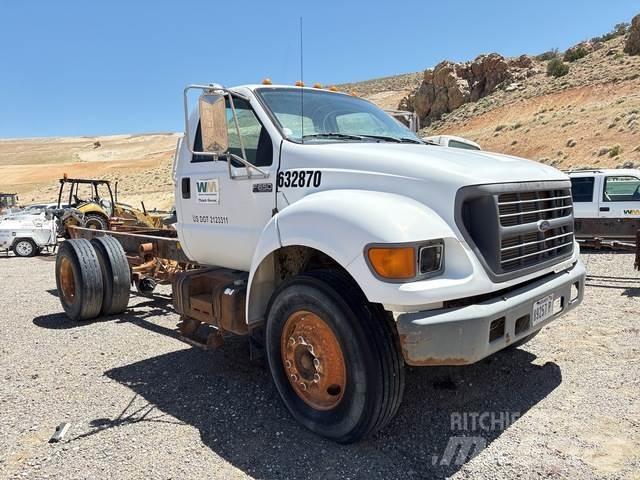Ford F-650 Kabine in notranjost