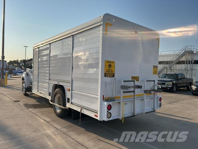 Ford F-650 Tovornjaki za prevoz pijač