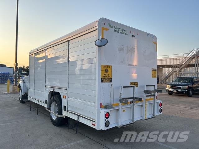 Ford F-650 Tovornjaki za prevoz pijač
