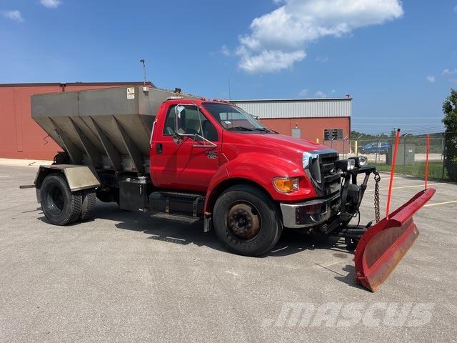 Ford F-650 Snežne deske in plugi