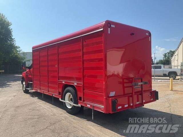 Ford F-650 Tovornjaki za prevoz pijač