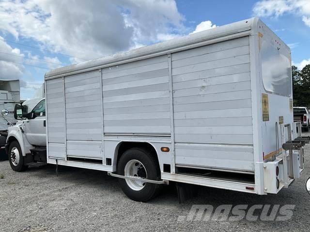 Ford F-650 Tovornjaki za prevoz pijač