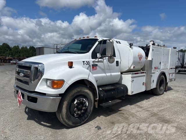 Ford F-650 Tovornjaki cisterne