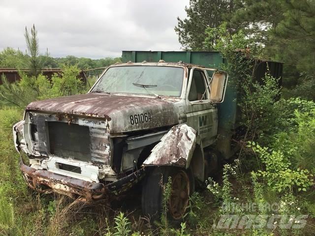 Ford F-700 Kiper tovornjaki