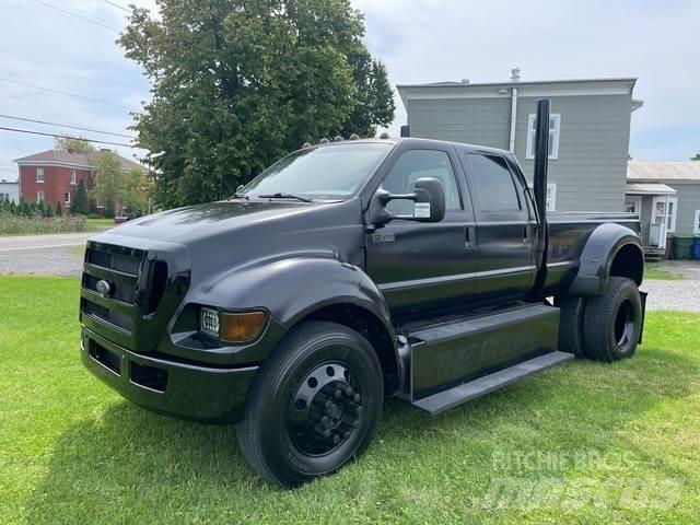 Ford F-750 Drugi