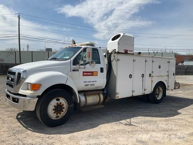 Ford F-750 Komunalna vozila