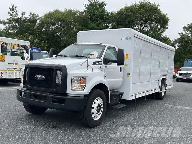 Ford F-750 Tovornjaki za prevoz pijač