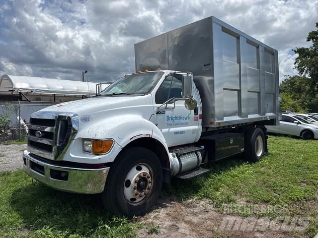 Ford F-750 Tovornjaki za žagovino