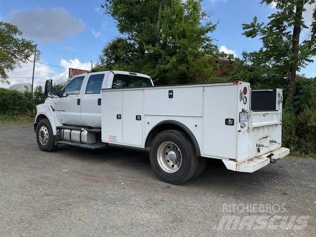 Ford F-750 Prekucniki