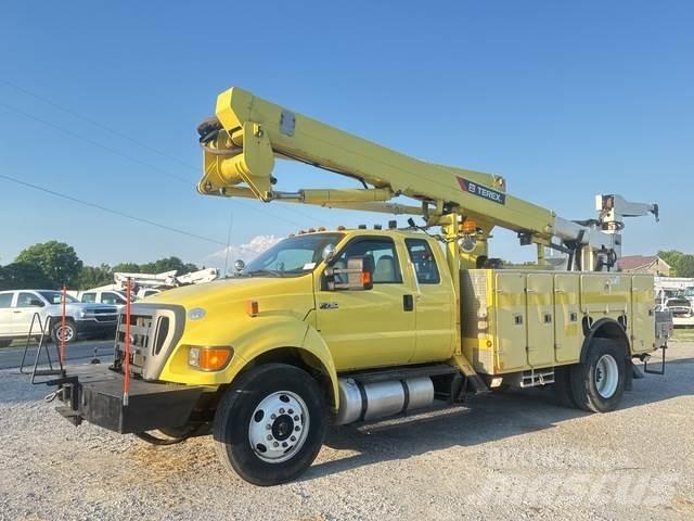 Ford F-750 Avtokošare