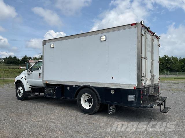 Ford F-750 Gradbeništvo - drugo