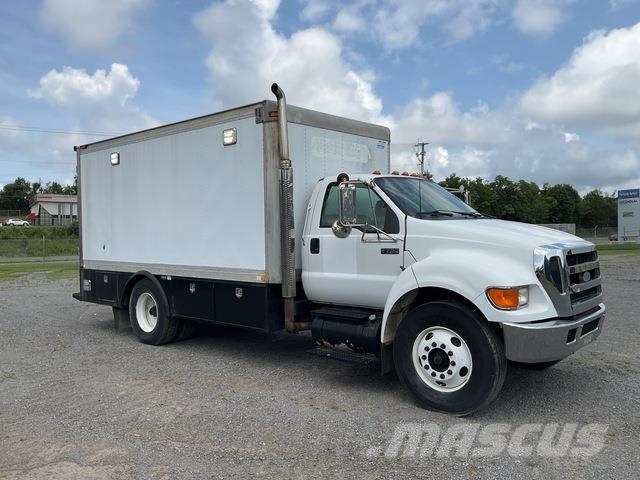 Ford F-750 Gradbeništvo - drugo