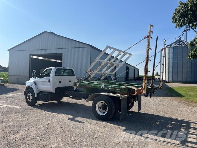 Ford F-750 Kabine in notranjost