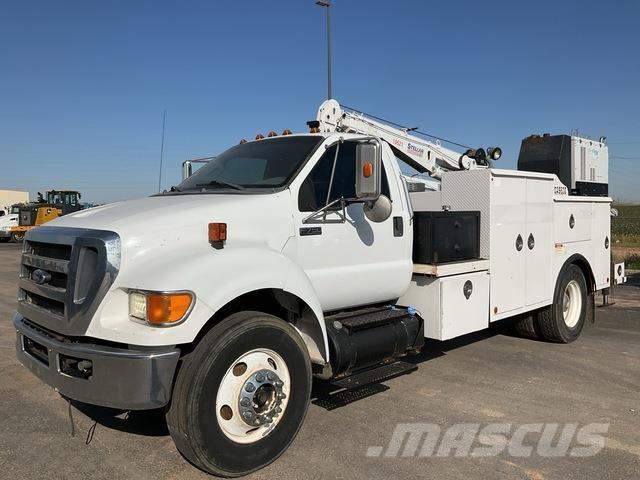 Ford F-750 Komunalna vozila