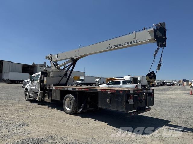 Ford F-750 Drugi tovornjaki