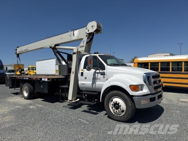Ford F-750 Drugi tovornjaki