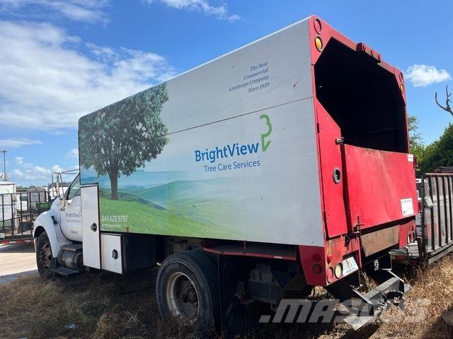 Ford F-750 Tovornjaki za žagovino