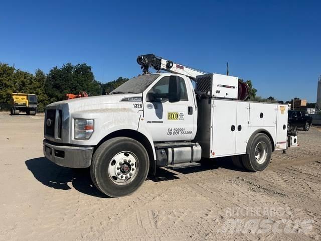 Ford F-750 XL Komunalna vozila
