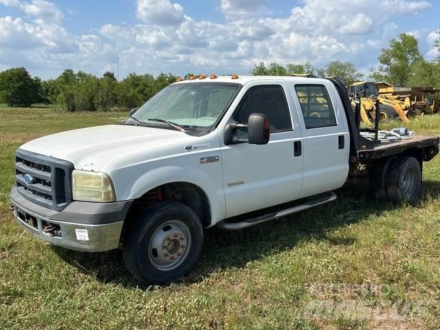 Ford F350 Tovornjaki s kesonom/platojem