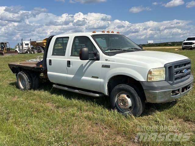 Ford F350 Tovornjaki s kesonom/platojem