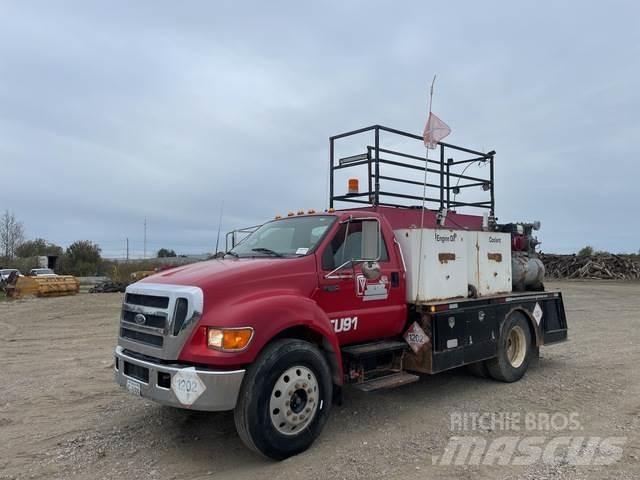 Ford F650 Tovornjaki cisterne