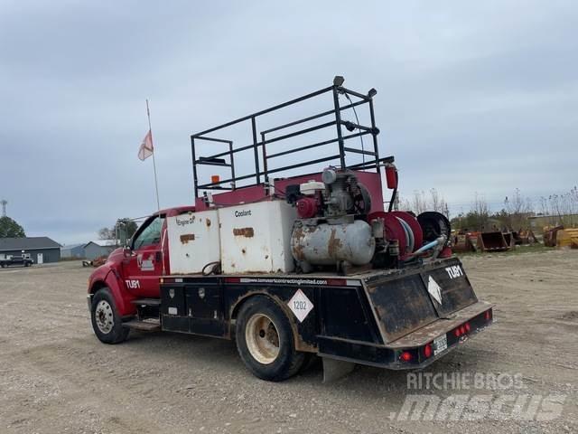 Ford F650 Tovornjaki cisterne