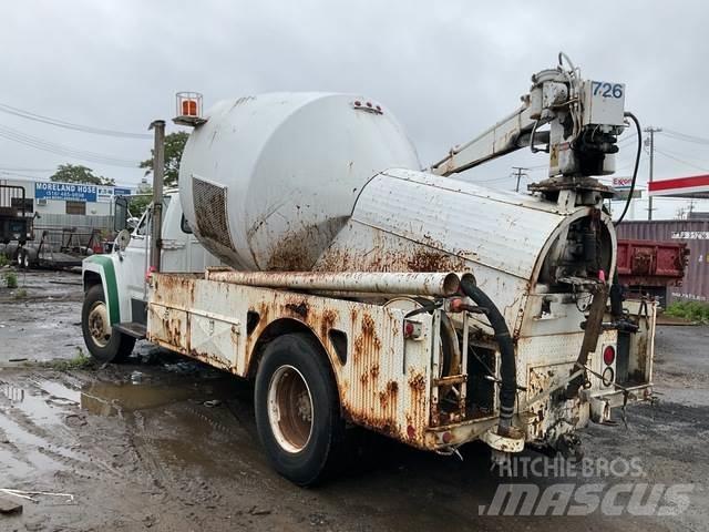 Ford F700 Gradbeništvo - drugo