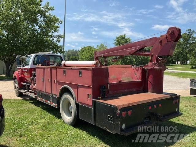 Ford F750 Komunalna vozila