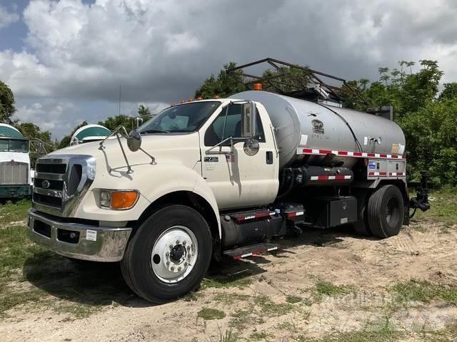 Ford F750 Avtomešalci za beton
