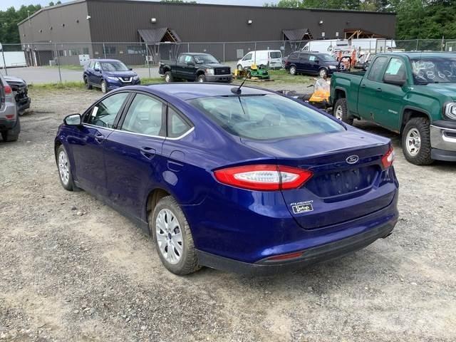 Ford Fusion S Avtomobili