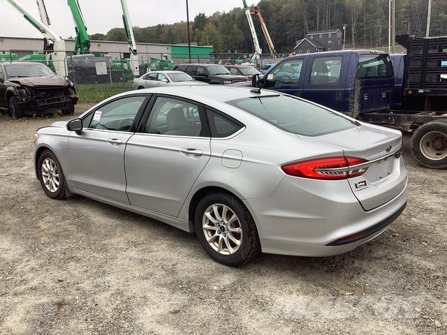 Ford Fusion S Avtomobili