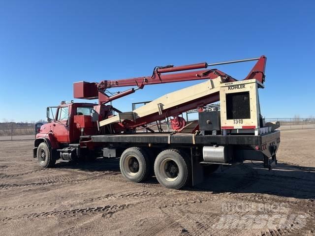 Ford L8000 Drugo