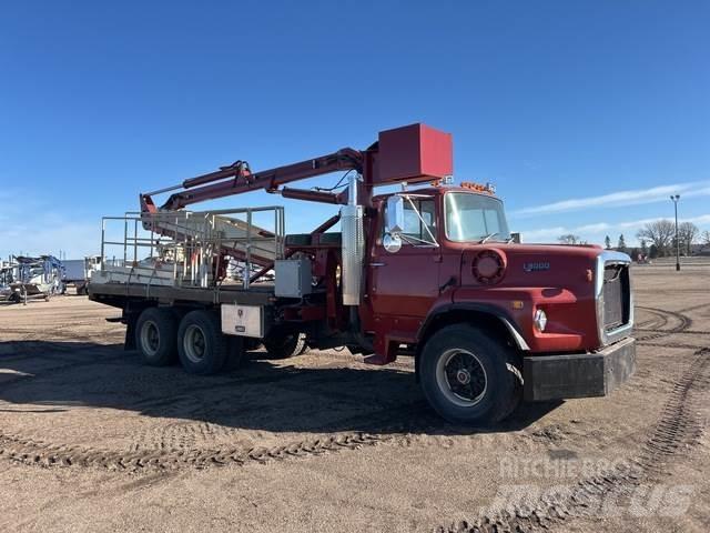 Ford L8000 Drugo