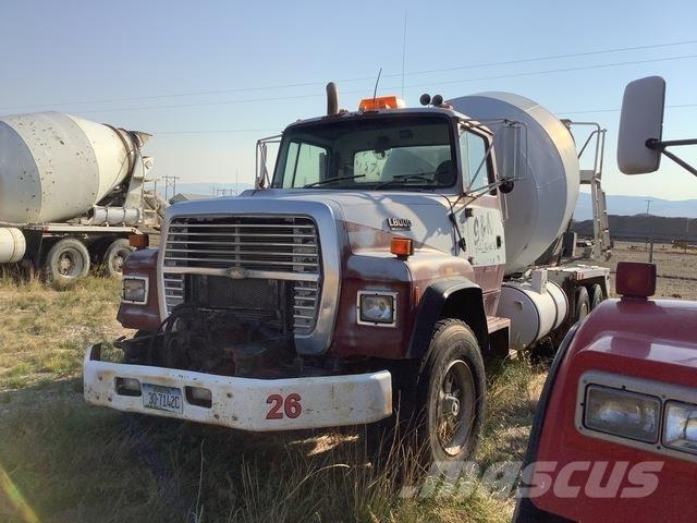Ford L8000 Drugi tovornjaki