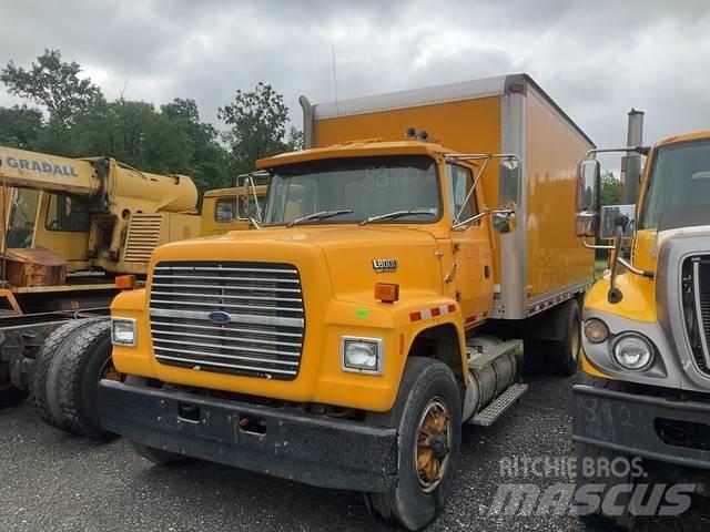 Ford L8000F Tovornjaki zabojniki