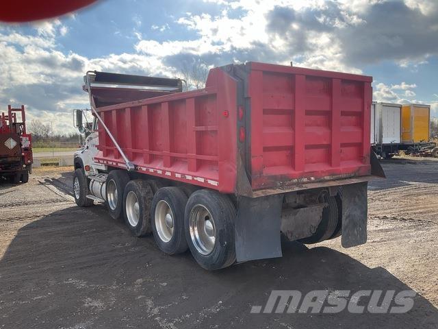 Ford L900 Kiper tovornjaki