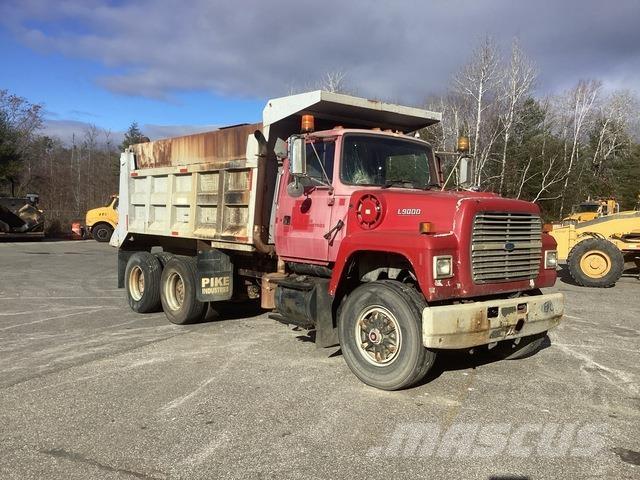 Ford L9000 Tovornjaki za vodo