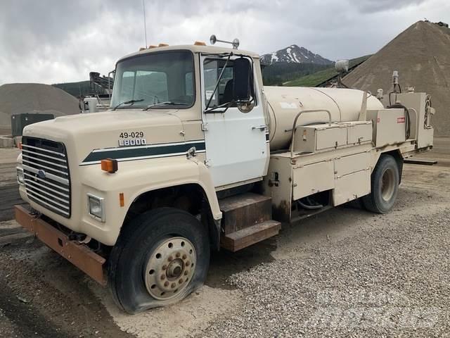 Ford LN8000 Tovornjaki cisterne