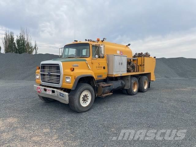 Ford LNT8000 Tovornjaki cisterne