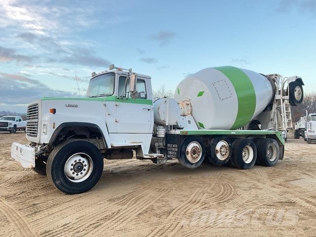 Ford LT9000 Drugi tovornjaki