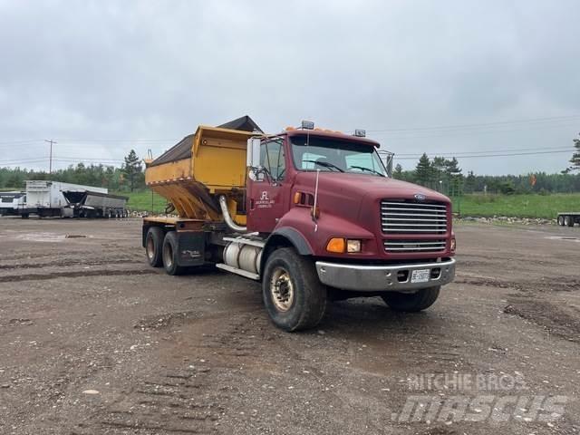 Ford LTS 9000 Snežne deske in plugi