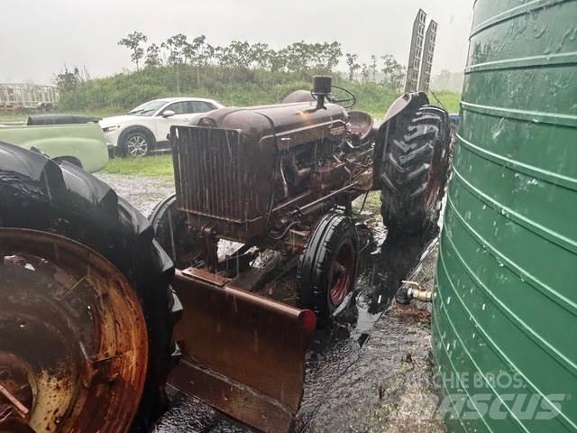 Fordson Major Drugo