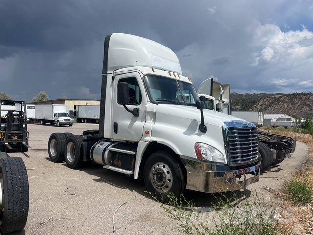 Freightliner  Vlačilci