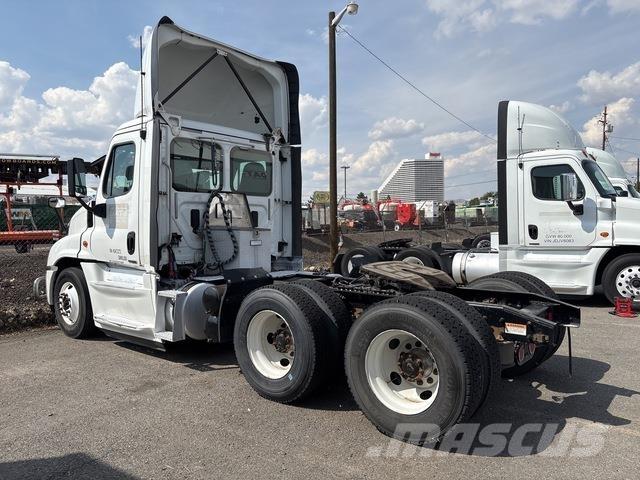 Freightliner  Vlačilci