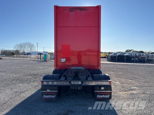 Fruehauf  Prikolica s ponjavo