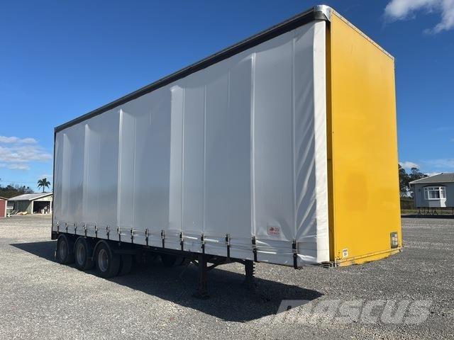 Fruehauf  Prikolica s ponjavo