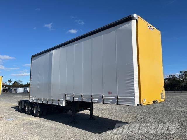 Fruehauf  Prikolica s ponjavo