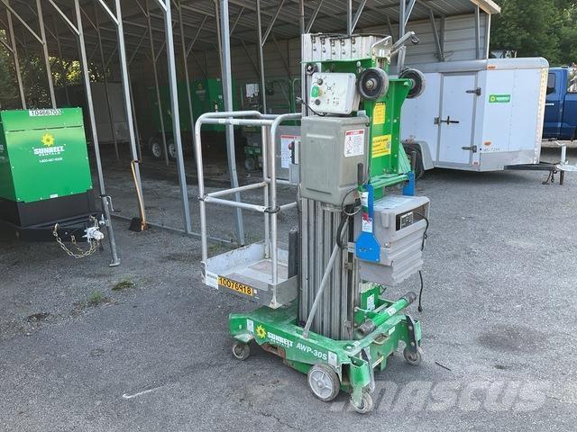 Genie AWP-30S Vertikalna dvigala