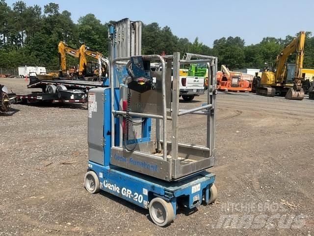 Genie GR-20 Vertikalna dvigala